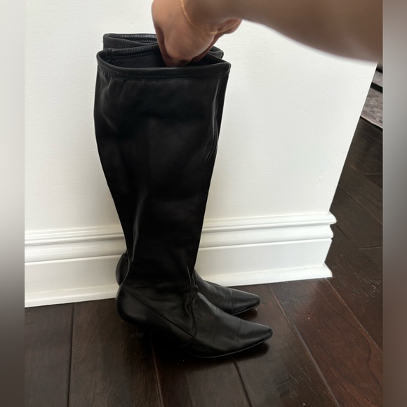 Stuart Weitzman boots, size 7/7.5 - Picture 3 of 6